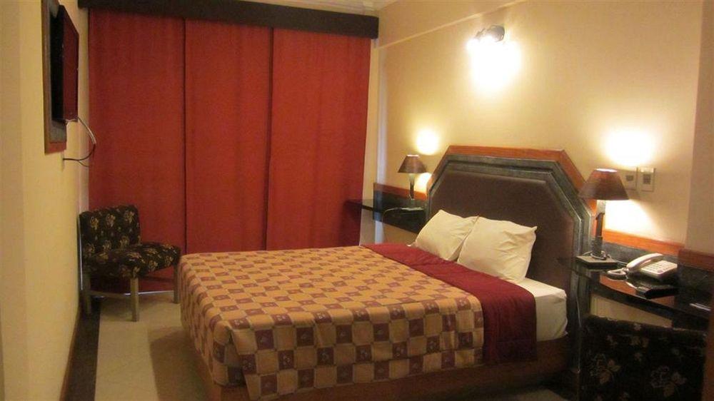 Aspen Hotel & Apart Asuncion Exterior foto