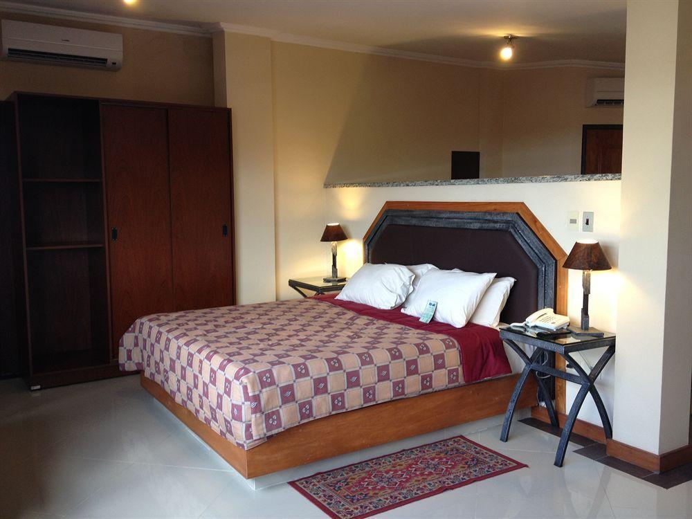 Aspen Hotel & Apart Asuncion Exterior foto