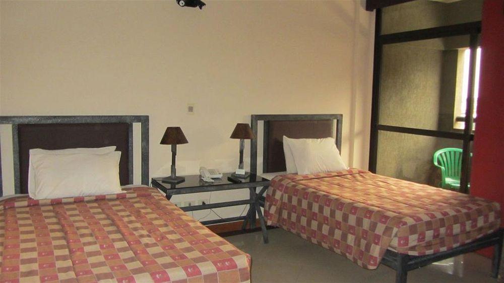 Aspen Hotel & Apart Asuncion Exterior foto