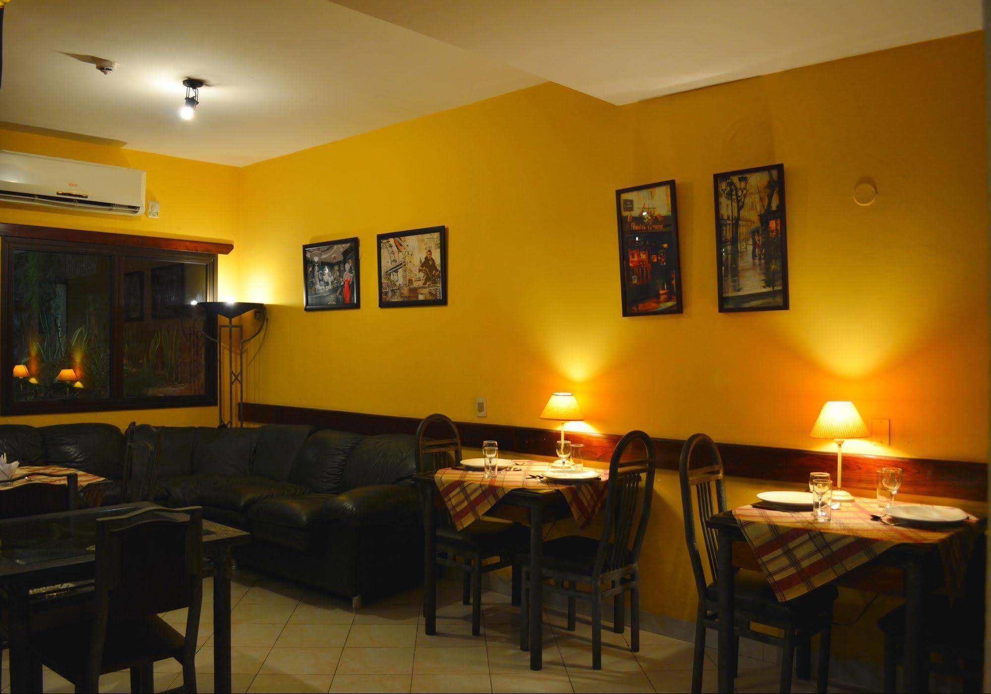Aspen Hotel & Apart Asuncion Exterior foto